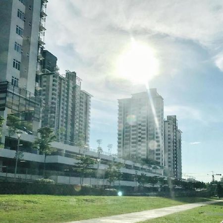 Putrajaya Dwiputra 6 Plus 1 Pax Blissful Fully Air-Con Suite 外观 照片